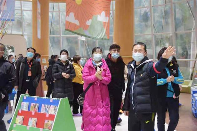 河北省廊坊市教育系统党建观摩学习团到棠外交流学习校园党建工作