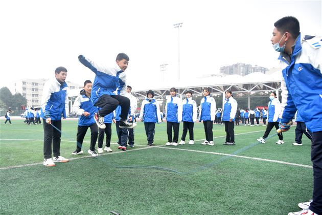 棠外初中第七届冬季师生集体运动会成功举行