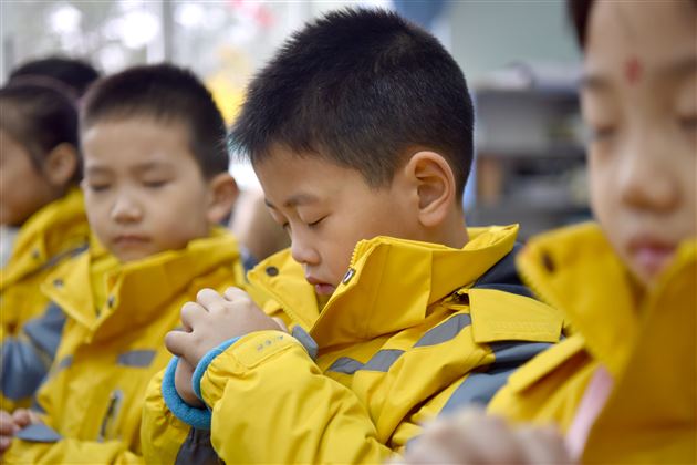 聆听花开的声音 点亮七彩的童年——棠外附小隆重举行2020级学生入学百日庆典活动