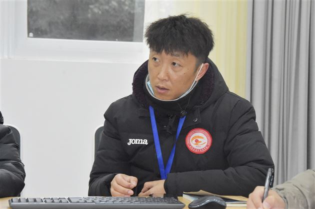 领导关怀严要求 齐抓共管促发展——棠外附小召开足球生专题工作会
