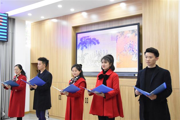 诵经典篇章 抒爱国情怀——记棠外附小语文组教师诗歌朗诵比赛