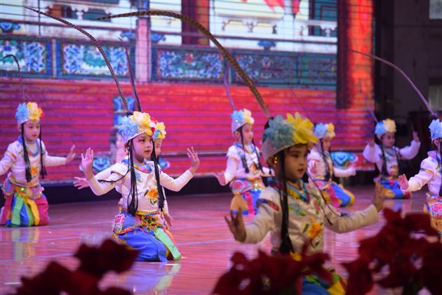 金牛闹新春 棠宝送祝福——棠外实验幼儿园新年文艺汇演