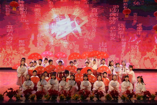 金牛闹新春 棠宝送祝福——棠外实验幼儿园新年文艺汇演