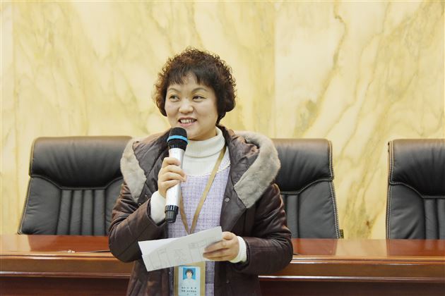 强化动力源 吹响集结号——棠外初中召开开学前教职工培训大会