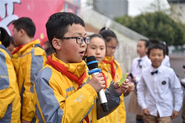 建功名校新征程,最美巾帼绽芳华——棠外隆重举行第111个“三·八”国际劳动妇女节庆祝表彰活动