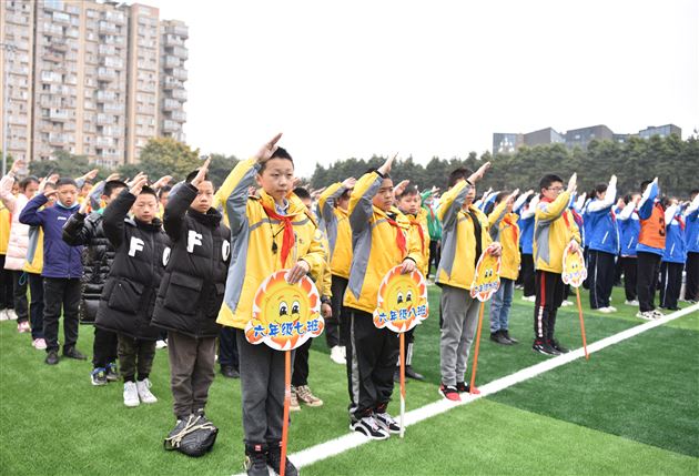 建功名校新征程,最美巾帼绽芳华——棠外隆重举行第111个“三·八”国际劳动妇女节庆祝表彰活动