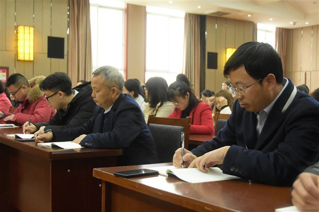 姚平书记讲党史,初中党员增自信——棠外初中党总支部召开“纪念中国共产党成立100周年”党史学习会