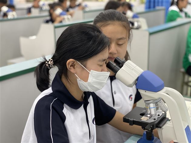 做生物实验