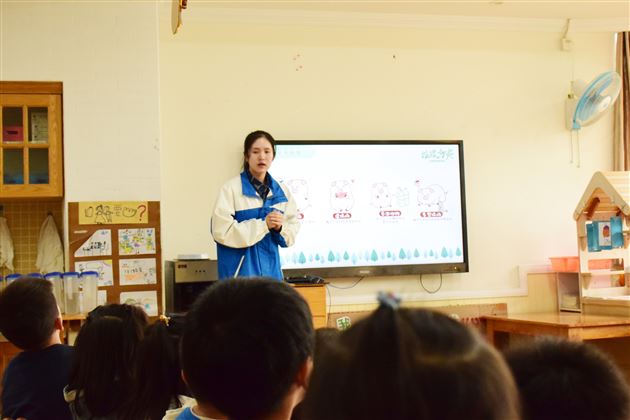 垃圾分类从小做起 志愿服务在行动——记校团委“学雷锋月”志愿服务系列活动