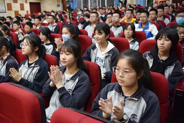 敬畏生命 关注麻醉——记四川大学华西医院麻醉科普进棠外活动