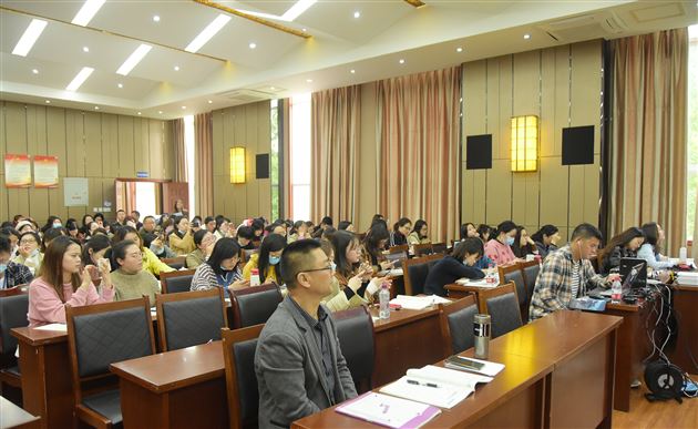 棠外四名教师承担双流区“中考英语话题复习”研讨活动课例展示