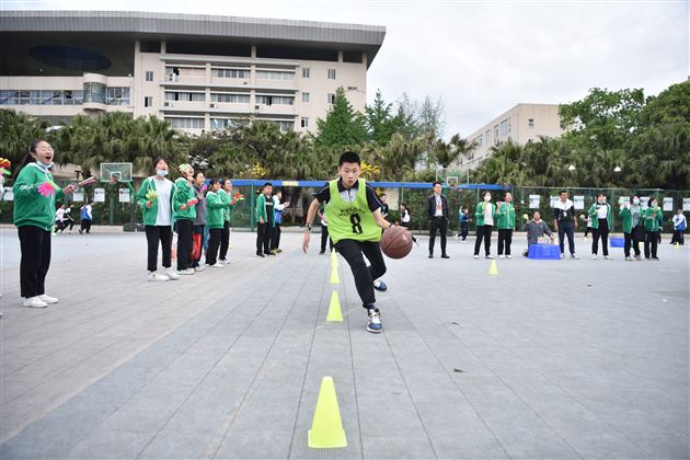 龙腾虎跃志气高 少年球场显英豪——记棠外初中校园篮球活动月
