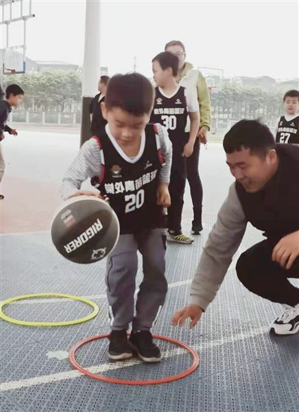 篮球梦想久在怀 棠外青苗初长成——棠外青苗篮球周末训练营开营