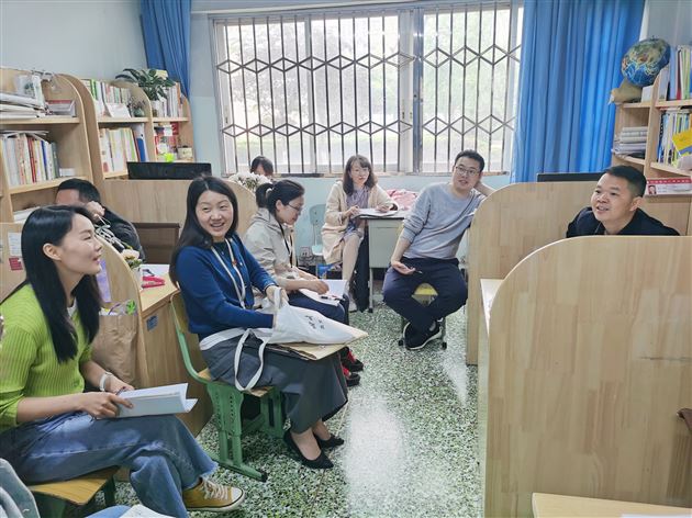 多元指导教学 助力协同成长——双流区历史教研员匡世国老师莅临棠外指导高三及名师工作坊工作 