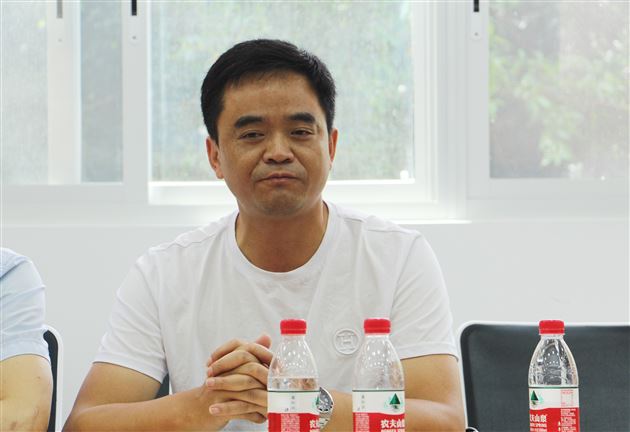 小初课程一体化 中考体育更辉煌——双流区教研员游海峰、凌远富指导棠外小学初中联合教研会