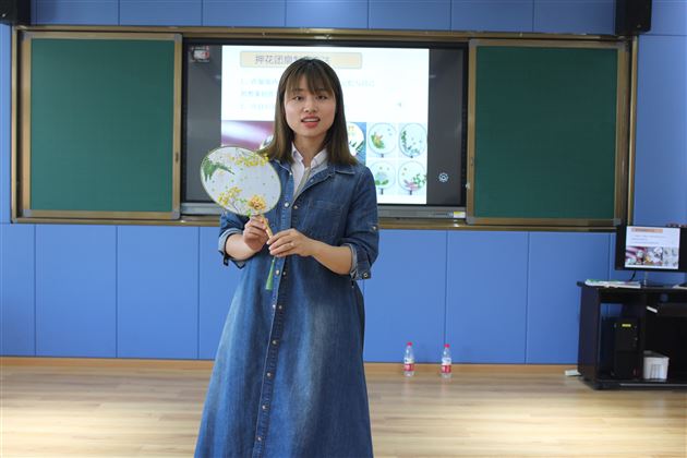 从“心”开始,做美丽幸福的班妈妈——记棠外初2019级班主任心理团辅活动