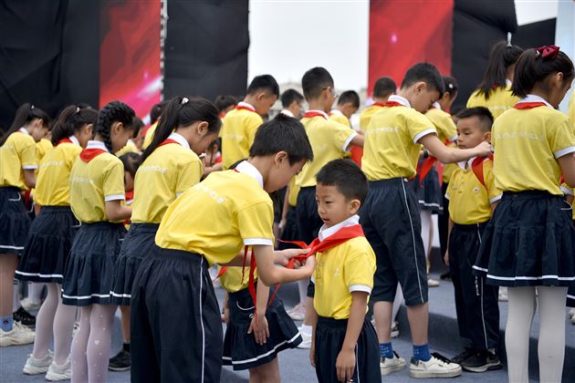 惊喜连连 快乐不断——记棠外附小庆祝“六一”国际儿童节系列活动