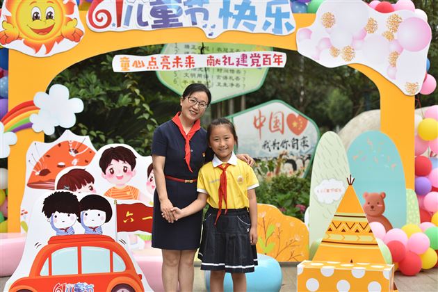 惊喜连连 快乐不断——记棠外附小庆祝“六一”国际儿童节系列活动