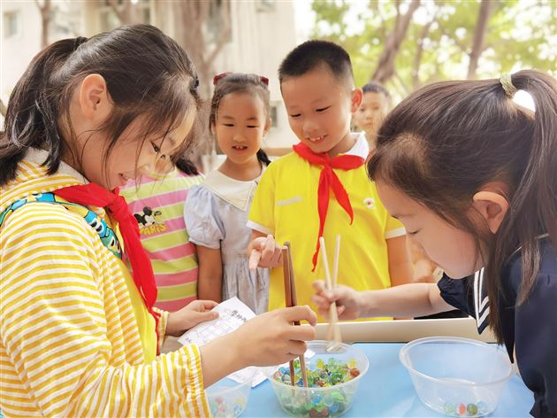 惊喜连连 快乐不断——记棠外附小庆祝“六一”国际儿童节系列活动