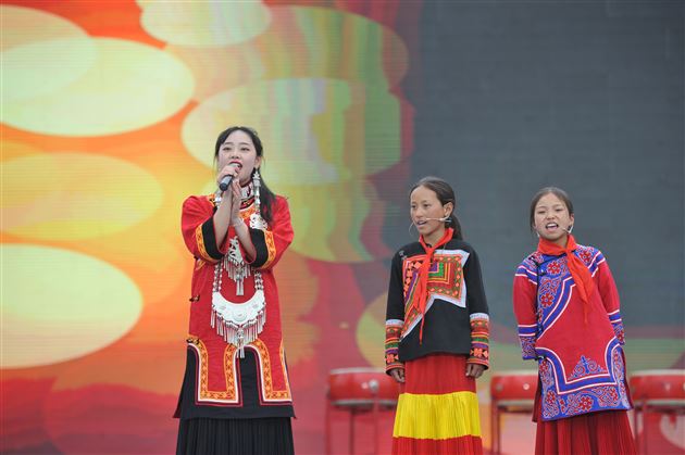 凉山州昭觉县博洛乡中心校师生代表到棠外附小进行交流访问活动