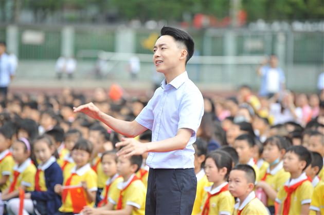 童心点亮未来,献礼建党百年——棠外附小隆重举行庆祝中国共产党成立一百周年暨2020至2021学年度综合素质展示活动