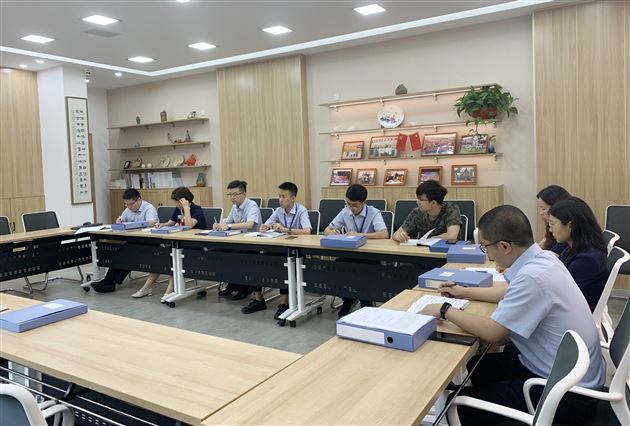 专家指明方向,研究更有力量——记棠外附小课题研讨会