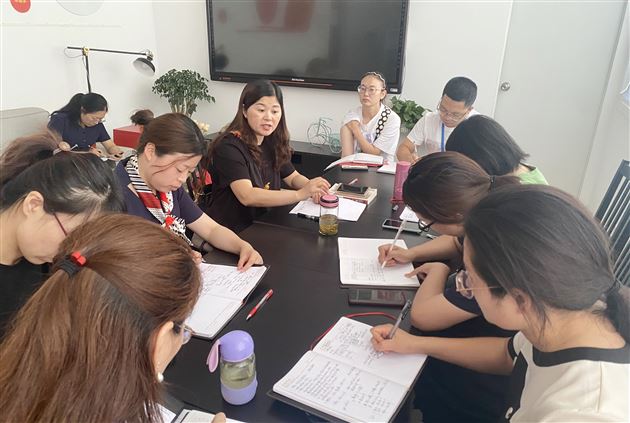 以研究为要,以读书为本——记棠外附小整书阅读工作室活动