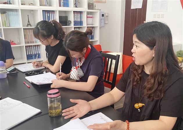 以研究为要,以读书为本——记棠外附小整书阅读工作室活动