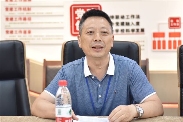 着力后备管理人才培养 助推学校长远发展——棠外党委召开部分行政和教师代表座谈会