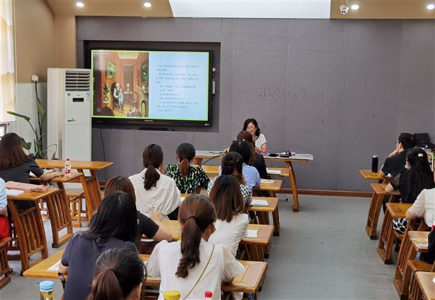 陪着孩子们慢慢长大——棠外附小开展暑期语文教师培训