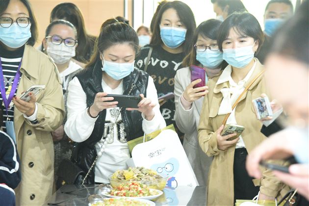 同心同行,共育花开——棠外实验幼儿园第九届家委会成立
