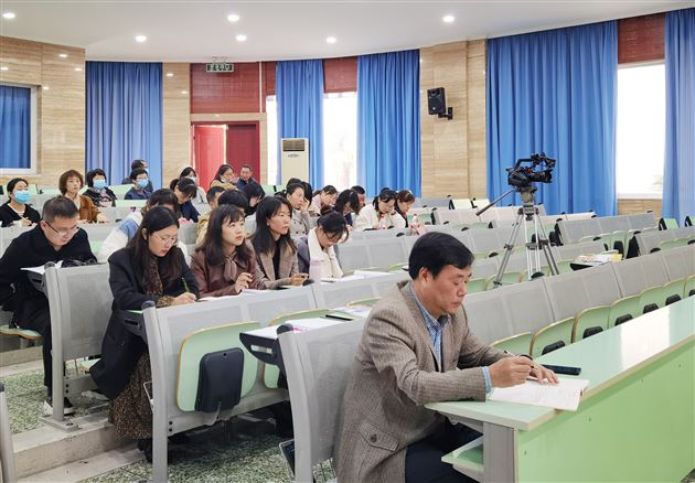 领略各方风采 共促专业发展——记双流区高一语文教学研活动