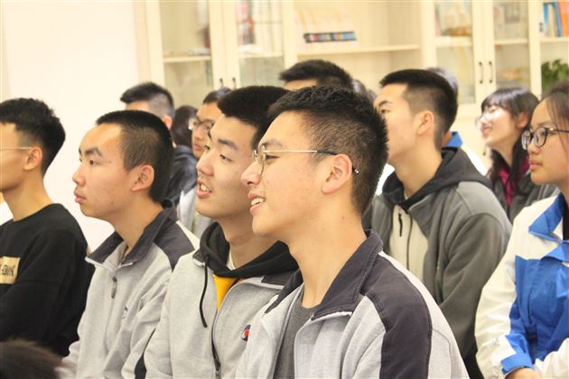 “校友分享会”之“我为什么选择生物学?”——棠外开展学科渗透生涯规划系列活动