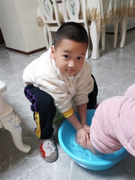 爱在我心,感恩之行——棠外实验幼儿园感恩节活动