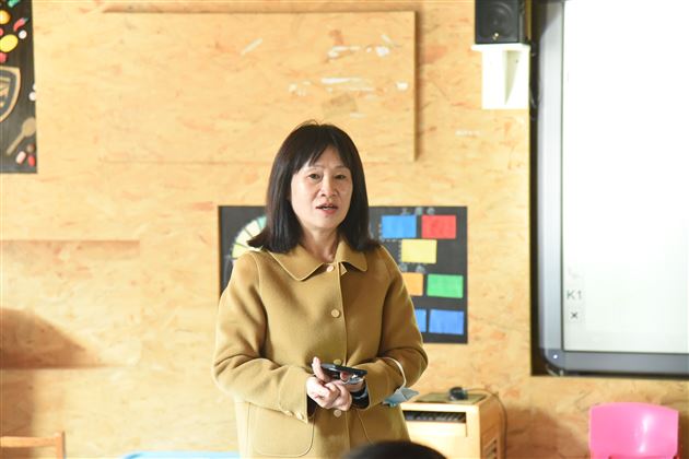 课题引领,以研促教——棠外实验幼儿园开展课题研讨活动