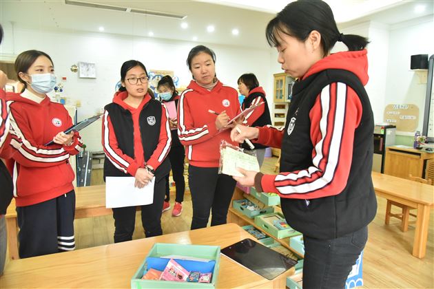 以评赛促学习 以学习促提升——棠外实验幼儿园班级区域创设评赛及观摩活动