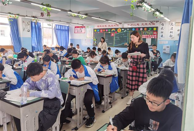 落实“双减”巧增效 策马扬鞭谱新篇——棠外初三年级这样实现“减负加正”