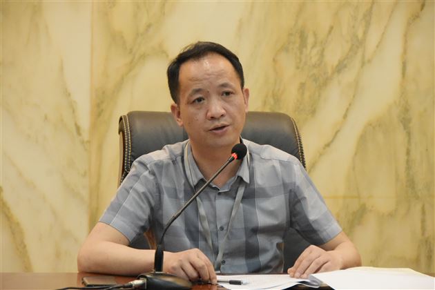 棠外初中召开进一步做好新冠疫情防控工作会