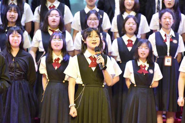 春风伴歌又一年——棠外高一合唱比赛圆满落幕