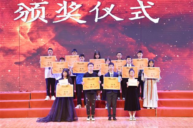 春风伴歌又一年——棠外高一合唱比赛圆满落幕