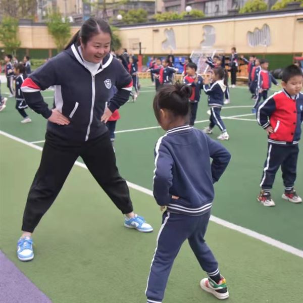 快乐运动促成长 活力早操展童心——棠外实验幼儿园举行2022春季早操评赛
