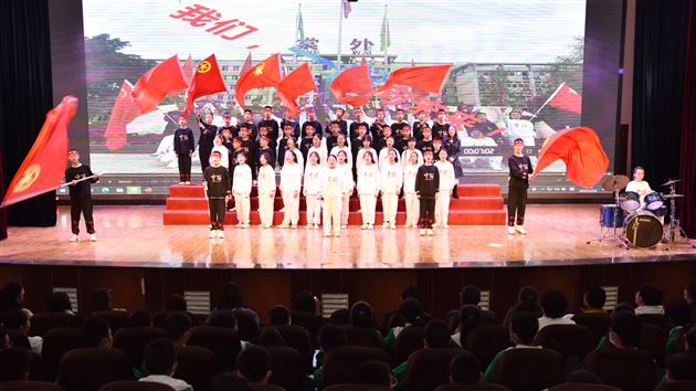 棠外初2021级举办“相约春天·唱响校园”班级合唱比赛