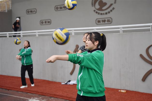 场场精彩 人人亮剑——棠外初中第二届校园班级排球垫球赛圆满落幕
