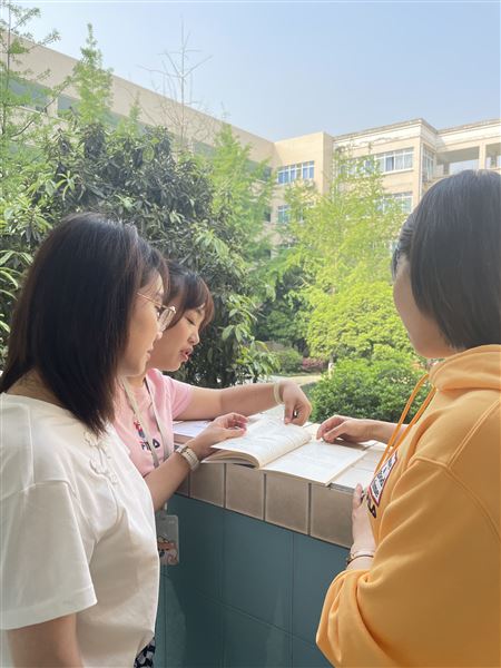 千磨万击还坚劲 任尔东西南北风——棠外初中语文教研组获双流区原创题命制大赛第一