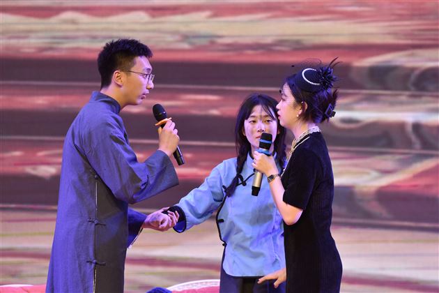 拥抱美好 演绎青春——棠外高中“仁譞”文学社第十七届话剧演出活动顺利举行