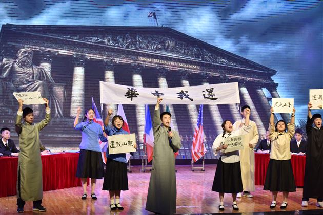 拥抱美好 演绎青春——棠外高中“仁譞”文学社第十七届话剧演出活动顺利举行