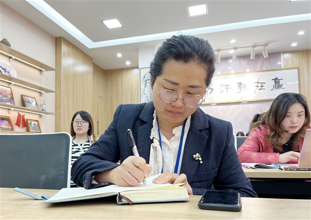 文以载道 以文促学——记棠外附小语文教师下水文比赛