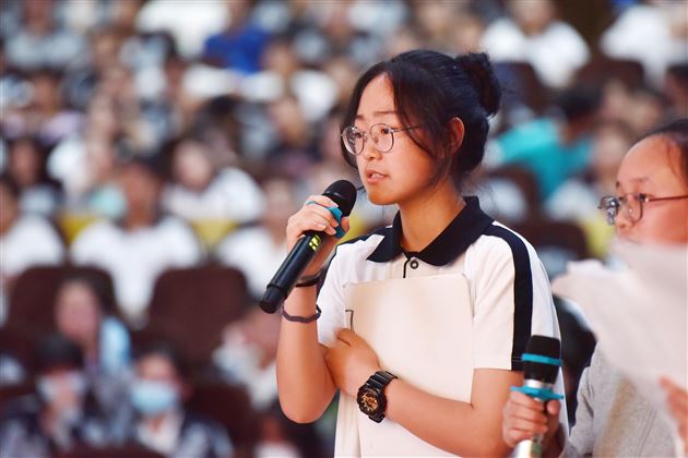 “英”你精彩,“语“众不同——棠外高中第十九届外语文化艺术节之高2021级配音展示活动顺利举行