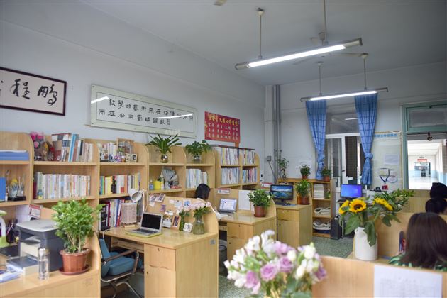 文明伴师行 德高传新风——棠外高中“文明办公室”评比活动