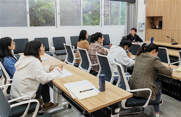 “核心素养”下的班主任协调能力培养——记棠外附小班主任杨梅工作室活动